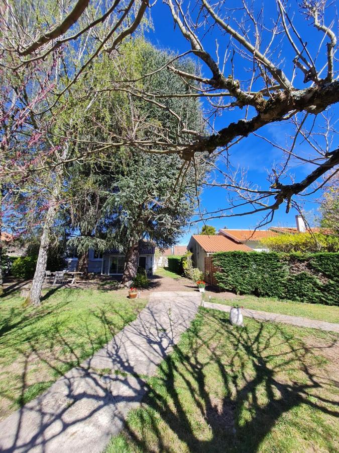 Les Cedres Bleus Bed & Breakfast Saint-Medard-de-Mussidan Luaran gambar