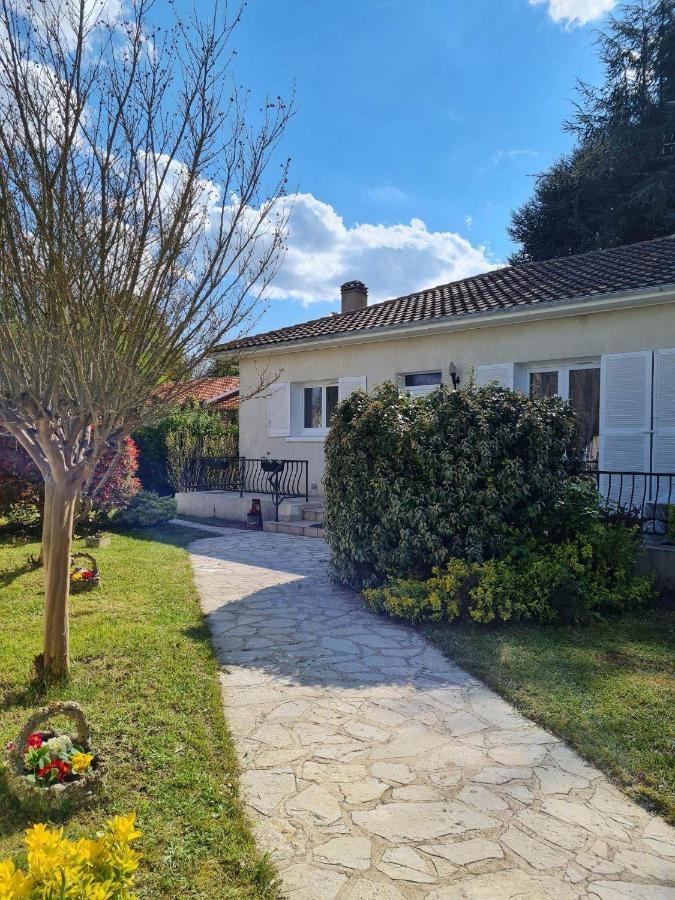 Les Cedres Bleus Bed & Breakfast Saint-Medard-de-Mussidan Luaran gambar
