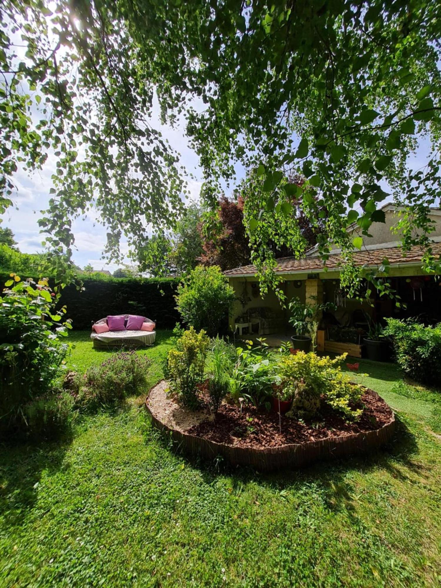 Les Cedres Bleus Bed & Breakfast Saint-Medard-de-Mussidan Luaran gambar